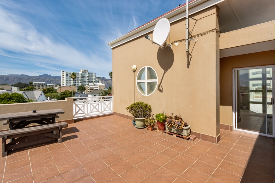 1 Bedroom Property for Sale in Van Ryneveld Western Cape